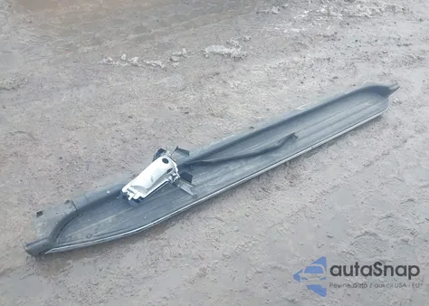 2016 Cadillac Escalade Luxury Collection z USA, uszkodzony, nr VIN 1GYS4BKJ7GR178082